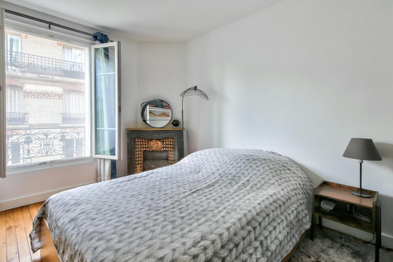 פריז Large Cozy Apartment Near Convention מראה חיצוני תמונה